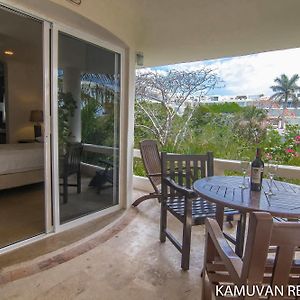 One-Bedroom King Suite